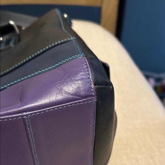 MyWalit Vintage Black and Purple Leather Bag - Picture 10 of 15